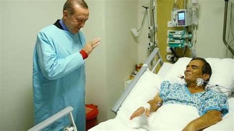 Ü­n­l­ü­ ­h­a­l­t­e­r­c­i­ ­N­a­i­m­ ­S­ü­l­e­y­m­a­n­o­ğ­l­u­ ­h­a­y­a­t­ı­n­ı­ ­k­a­y­b­e­t­t­i­